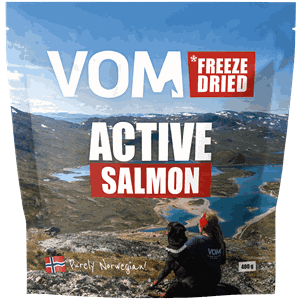 Freeze Dried ACTIVE Salmon 400 gram pose